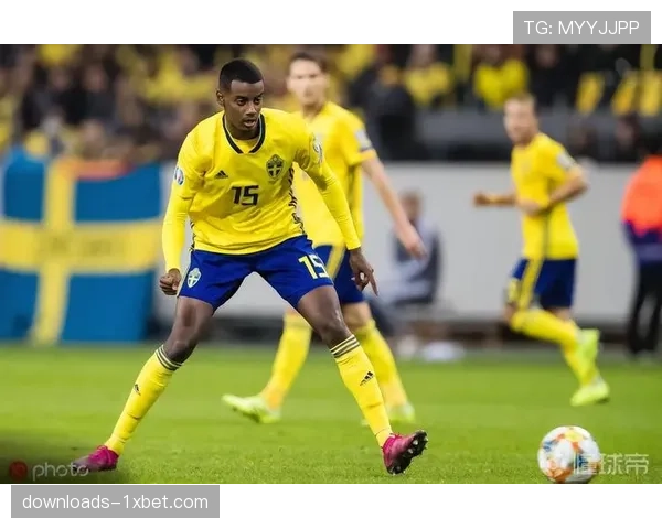 西甲基金会联合多家俱乐部开展反种族歧视宣传周活动